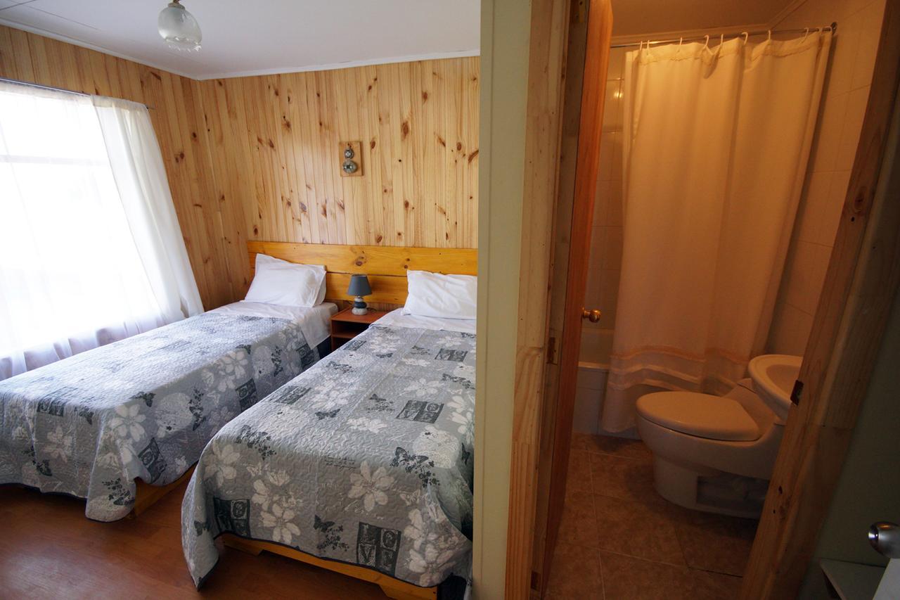 Hostal Los Pioneros Puerto Natales Ngoại thất bức ảnh