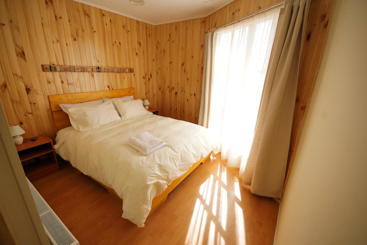 Hostal Los Pioneros Puerto Natales Ngoại thất bức ảnh