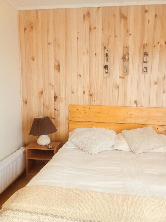 Hostal Los Pioneros Puerto Natales Ngoại thất bức ảnh