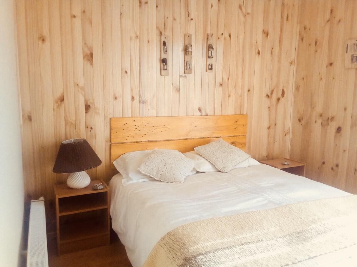 Hostal Los Pioneros Puerto Natales Ngoại thất bức ảnh