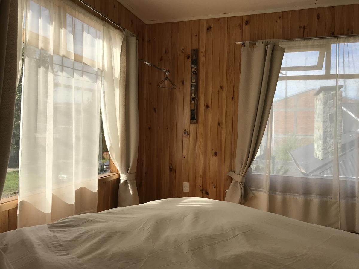Hostal Los Pioneros Puerto Natales Ngoại thất bức ảnh